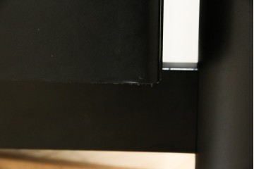 中古　美品　イタリア製　i4MARIANI(クアトロ・マリアーニ)　本革(レザー)　機能的でスタイリッシュなサイドボード　定価約200万円　(R-084408)