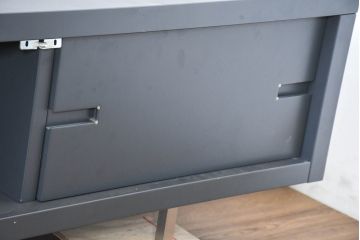 中古　美品　高級品　ACTUS(アクタス)取扱い　Poliform(ポリフォーム)社　モダンデザイン　幅2.7メートルの特大テレビボード(シアターボード、ローボード)(定価約85万円)(R-084410)