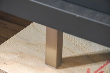 中古　美品　高級品　ACTUS(アクタス)取扱い　Poliform(ポリフォーム)社　モダンデザイン　幅2.7メートルの特大テレビボード(シアターボード、ローボード)(定価約85万円)(R-084410)