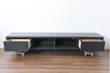 中古　美品　高級品　ACTUS(アクタス)取扱い　Poliform(ポリフォーム)社　モダンデザイン　幅2.7メートルの特大テレビボード(シアターボード、ローボード)(定価約85万円)(R-084410)