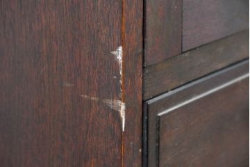 和製アンティーク　昭和レトロ　樺(カバ)材　意匠にこだわりを感じる作りの良い本箱(ブックケース、本棚、書棚、収納棚、戸棚、キャビネット、食器棚、カップボード)(R-084413)