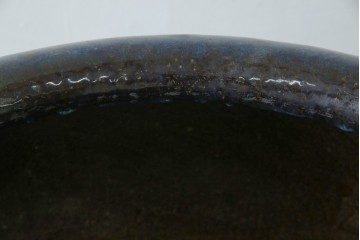 中国　唐木台付き　職人技が光る!美しい海鼠釉(なまこゆう)の特大火鉢　(R-084415)