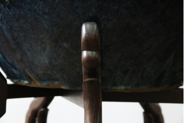 中国　唐木台付き　職人技が光る!美しい海鼠釉(なまこゆう)の特大火鉢　(R-084415)