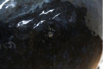 中国　唐木台付き　職人技が光る!美しい海鼠釉(なまこゆう)の特大火鉢　(R-084415)