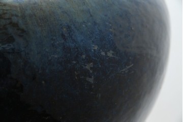 中国　唐木台付き　職人技が光る!美しい海鼠釉(なまこゆう)の特大火鉢　(R-084415)