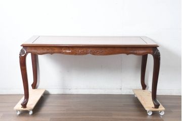 中古　希少デザイン　花梨(カリン)材　猫脚の優美な曲線と彫刻が目を引く唐木ダイニングテーブル(4人掛け、6人掛け、食卓)(R-084418)