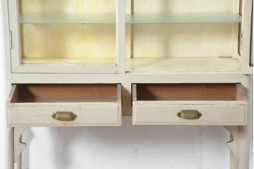 和製アンティーク　三面ガラス　お気に入りを可愛らしく収納できるケビントガラスケース　(R-084419)