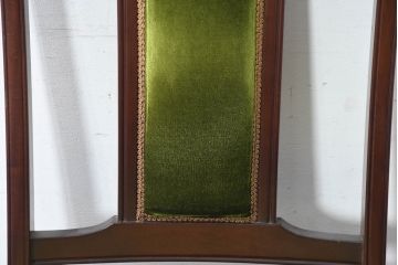 中古　美品　神戸洋家具　メープル不二屋　上品な佇まいが魅力的なダイニングチェア4脚セット(椅子、イス、アームレスチェア、ばら売り可能)(R-084420)