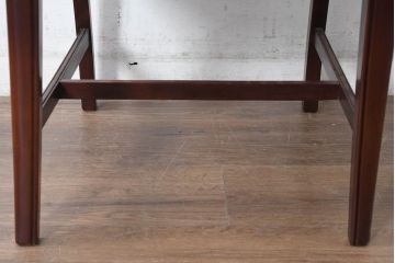 中古　美品　神戸洋家具　メープル不二屋　上品な佇まいが魅力的なダイニングチェア4脚セット(椅子、イス、アームレスチェア、ばら売り可能)(R-084420)