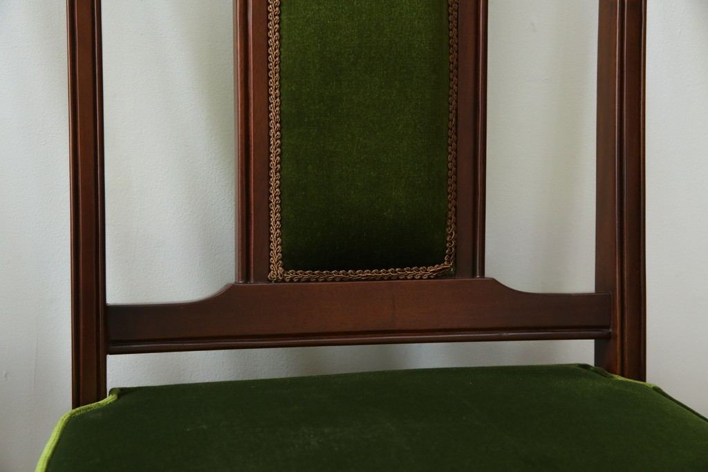 中古　美品　神戸洋家具　メープル不二屋　上品な佇まいが魅力的なダイニングチェア2脚セット　(R-084420)