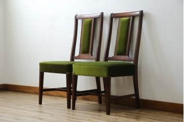 中古　美品　神戸洋家具　メープル不二屋　上品な佇まいが魅力的なダイニングチェア2脚セット　(R-084420)