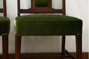 中古　美品　神戸洋家具　メープル不二屋　上品な佇まいが魅力的なダイニングチェア2脚セット　(R-084420)