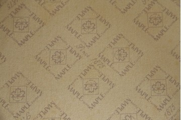 中古　美品　神戸洋家具　メープル不二屋　上品な佇まいが魅力的なダイニングチェア2脚セット　(R-084420)