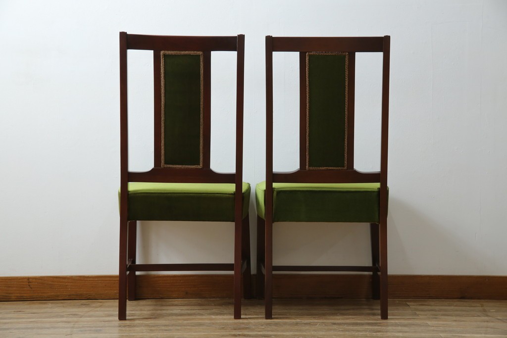 中古　美品　神戸洋家具　メープル不二屋　上品な佇まいが魅力的なダイニングチェア2脚セット　(R-084420)