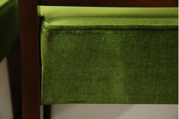 中古　美品　神戸洋家具　メープル不二屋　上品な佇まいが魅力的なダイニングチェア2脚セット　(R-084420)