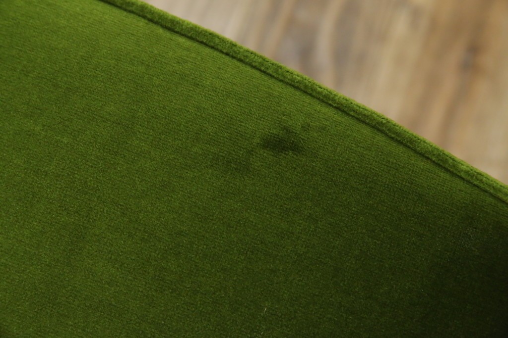 中古　美品　神戸洋家具　メープル不二屋　上品な佇まいが魅力的なダイニングチェア2脚セット　(R-084420)