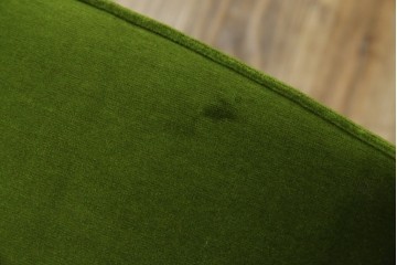 中古　美品　神戸洋家具　メープル不二屋　上品な佇まいが魅力的なダイニングチェア2脚セット　(R-084420)