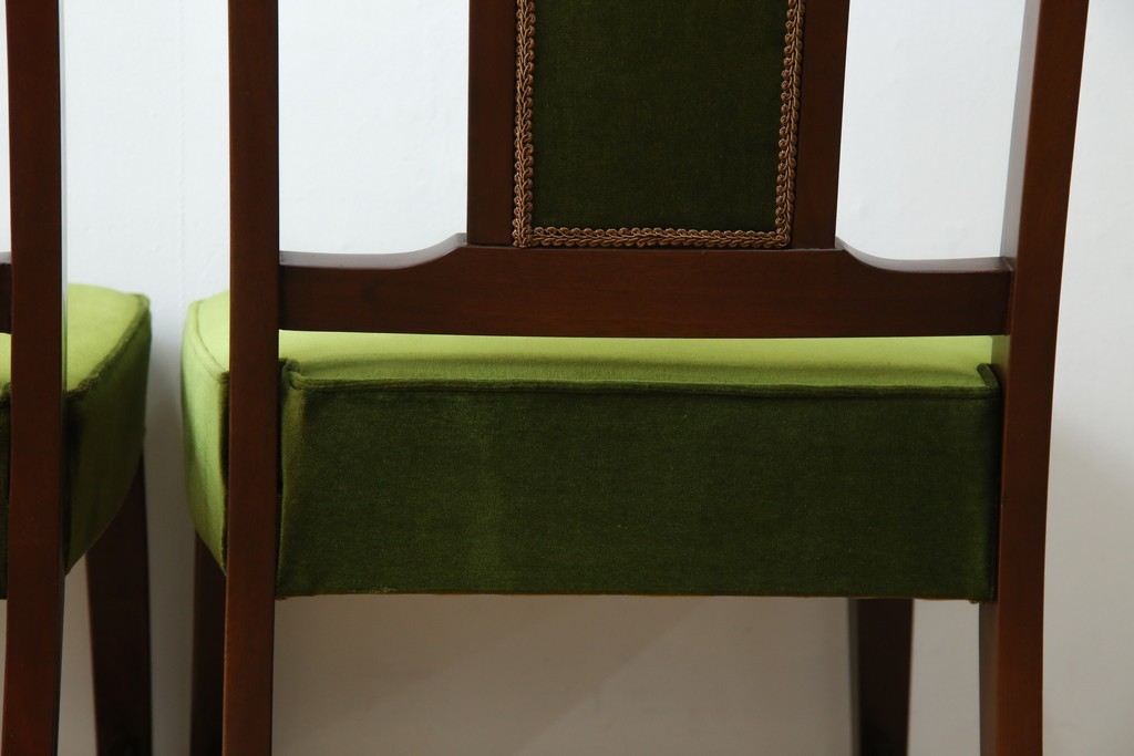 中古　美品　神戸洋家具　メープル不二屋　上品な佇まいが魅力的なダイニングチェア2脚セット　(R-084420)