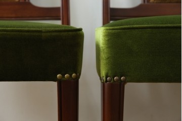 中古　美品　神戸洋家具　メープル不二屋　上品な佇まいが魅力的なダイニングチェア2脚セット　(R-084420)