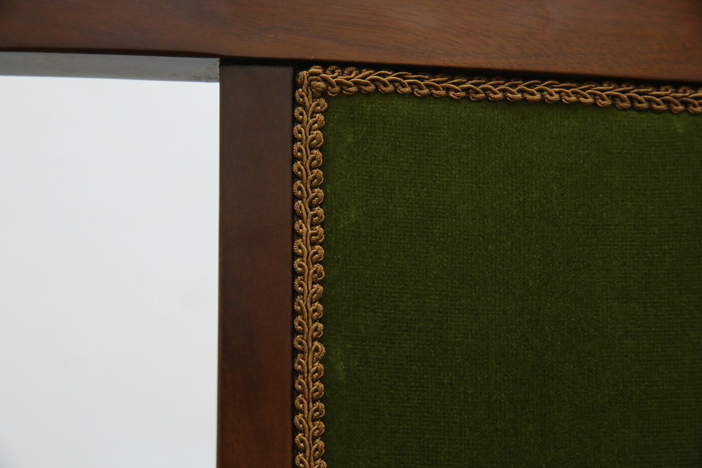 中古　美品　神戸洋家具　メープル不二屋　上品な佇まいが魅力的なダイニングチェア2脚セット　(R-084420)