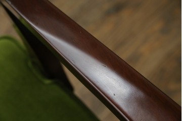 中古　神戸洋家具　メープル不二屋　上品な佇まいが魅力的なアームチェア2脚セット　(R-084421)