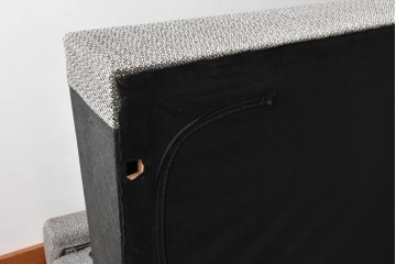 中古　美品　展示品　BoConcept(ボーコンセプト)　ヘッドレストの高さ調節可能　モダンで落ち着いた雰囲気の3人掛けソファ(2人掛け、3P、2P、L字型ソファ、カウチソファ、コーナーソファ、北欧)(定価約70万円)(R-084422)