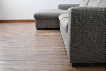 中古　美品　展示品　BoConcept(ボーコンセプト)　ヘッドレストの高さ調節可能　モダンで落ち着いた雰囲気の3人掛けソファ(2人掛け、3P、2P、L字型ソファ、カウチソファ、コーナーソファ、北欧)(定価約70万円)(R-084422)