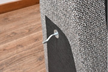 中古　美品　展示品　BoConcept(ボーコンセプト)　ヘッドレストの高さ調節可能　モダンで落ち着いた雰囲気の3人掛けソファ(2人掛け、3P、2P、L字型ソファ、カウチソファ、コーナーソファ、北欧)(定価約70万円)(R-084422)