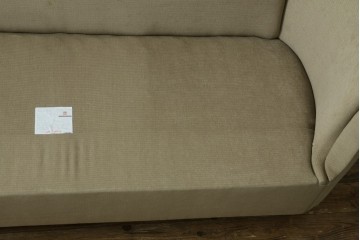 中古　イギリス　高級品!!　英国高級家具ブランド　Art forma(アートフォーマ)　エレガントな雰囲気が素敵な2人掛けソファ　定価約55万円　(R-084423)