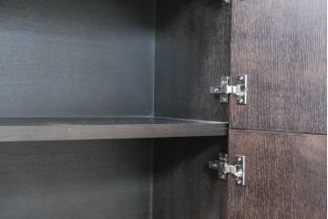 中古　美品　展示品　AIDEC(アイデック)　スタイリッシュなモダンデザインがお洒落なサイドボード(収納棚、戸棚、リビングボード、キャビネット)(定価約33万円)(R-084424)