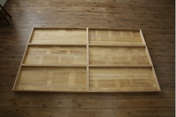 中古　美品　岩谷堂箪笥　くっきりとした杢目と立派な金具が全体を引き締め高級感を放つ観音扉付き着物箪笥　(R-084425)