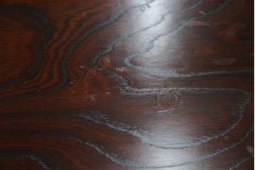 中古　美品　岩谷堂箪笥　くっきりとした杢目と立派な金具が全体を引き締め高級感を放つ観音扉付き着物箪笥　(R-084425)