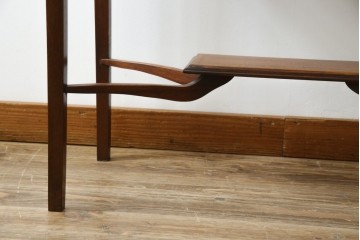 イギリスビンテージ　マホガニー材　象嵌入り　美しさと機能性を兼ね備えた魅せる収納が叶う上開き扉付きショーケース　(R-084426)