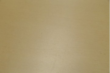 中古　希少な廃番品!　LYNN・HOLLYN(リン・ホーリン)　アンティーク調の取っ手や細やかな彫刻装飾が洗練されたデザインを引き立てるサイドボード　(R-084428)