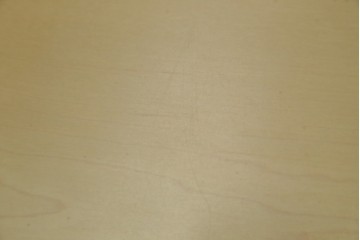 中古　希少な廃番品!　LYNN・HOLLYN(リン・ホーリン)　アンティーク調の取っ手や細やかな彫刻装飾が洗練されたデザインを引き立てるサイドボード　(R-084428)