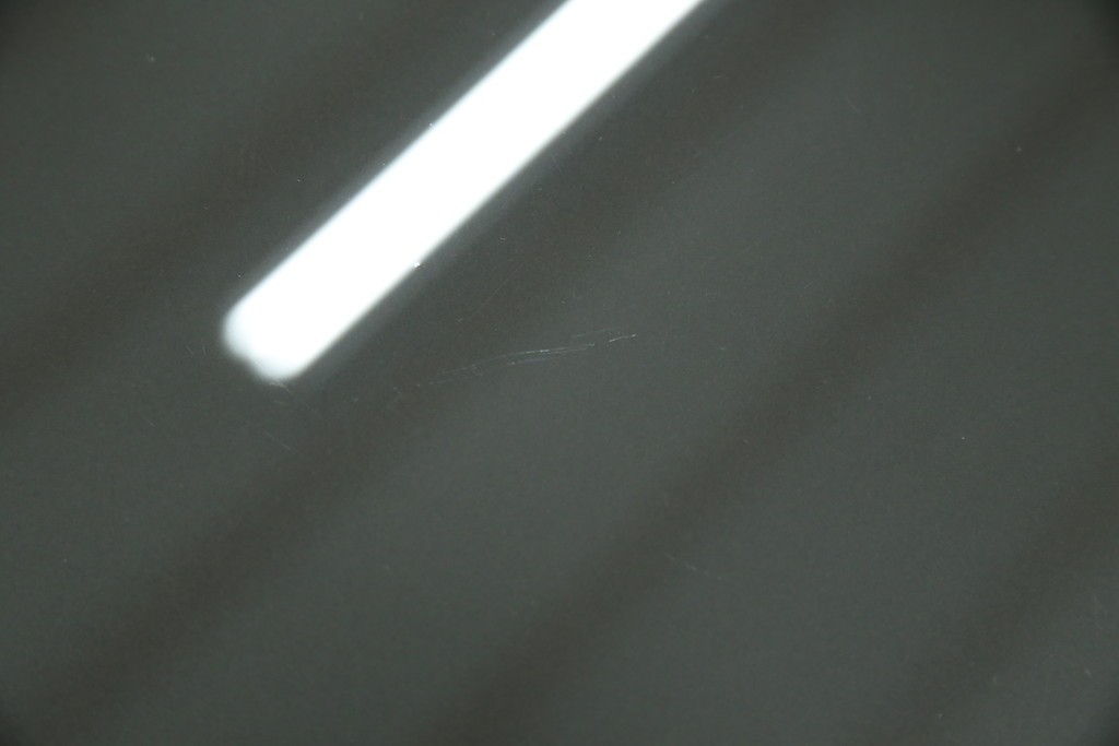 中古　藤栄(FUJIEI )　ペスコ(PESCO )　木の温もりとガラスの抜け感が魅力のラウンドテーブル　(R-084433)