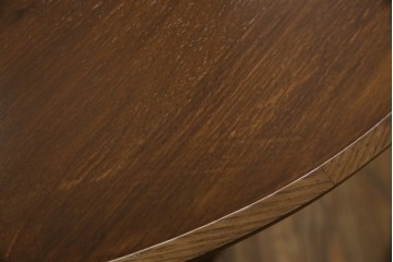 中古　藤栄(FUJIEI )　ペスコ(PESCO )　木の温もりとガラスの抜け感が魅力のラウンドテーブル　(R-084433)