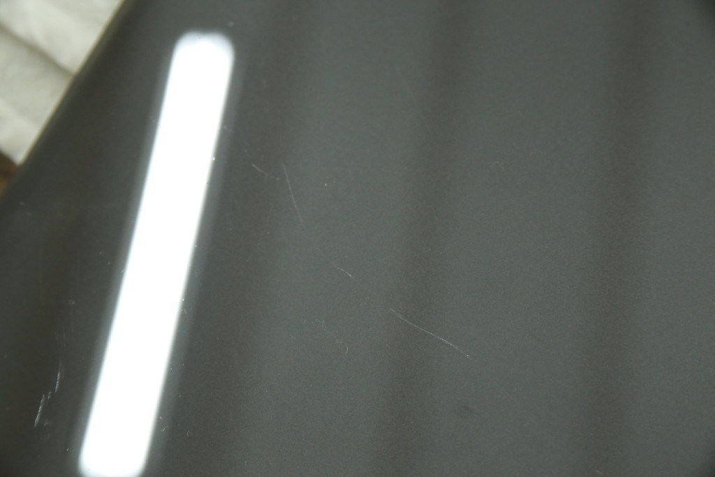 中古　藤栄(FUJIEI )　ペスコ(PESCO )　木の温もりとガラスの抜け感が魅力のラウンドテーブル　(R-084433)