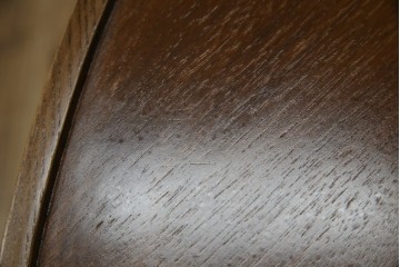 中古　藤栄(FUJIEI )　ペスコ(PESCO )　木の温もりとガラスの抜け感が魅力のラウンドテーブル　(R-084433)