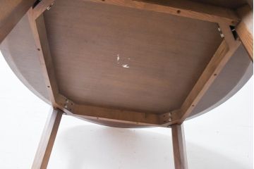 中古　藤栄(FUJIEI )　ペスコ(PESCO )　木の温もりとガラスの抜け感が魅力のラウンドテーブル(ダイニングテーブル、2人用、4人用、2人掛け、4人掛け、作業台、丸テーブル)(R-084433)