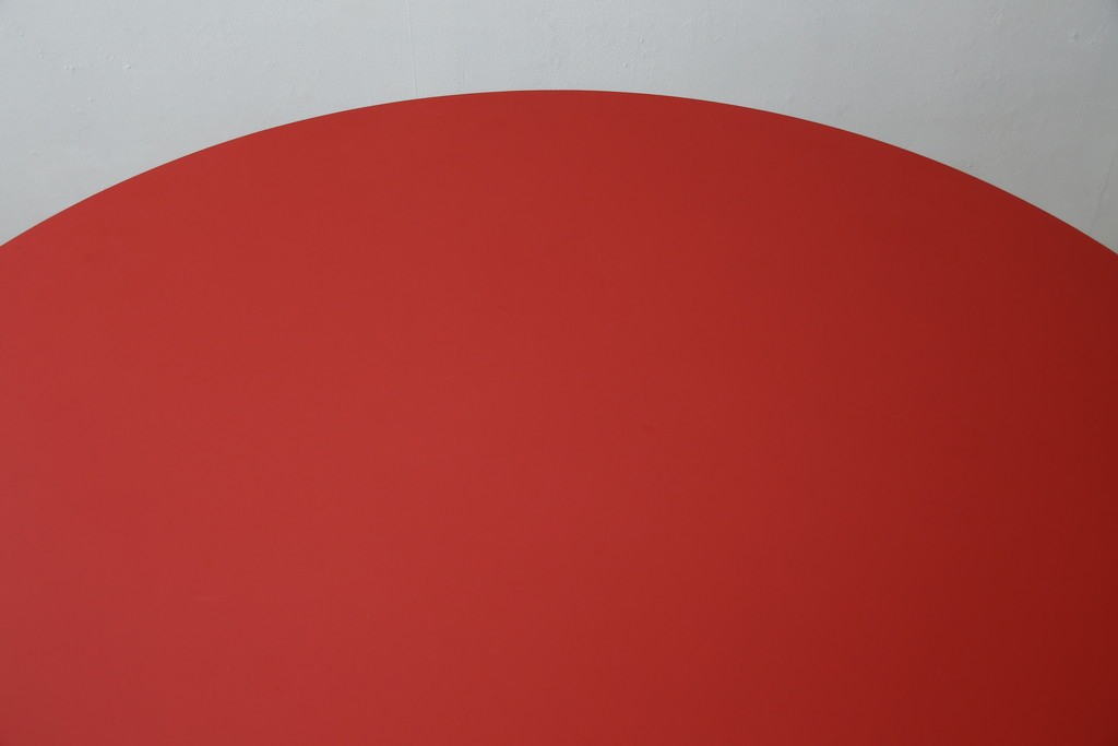 和製ビンテージ　ADAL(アダル)　レッドカラーがアクセント!放射状に伸びるレッグがオブジェのようなリンクテーブル　定価約20万円　(R-084434)