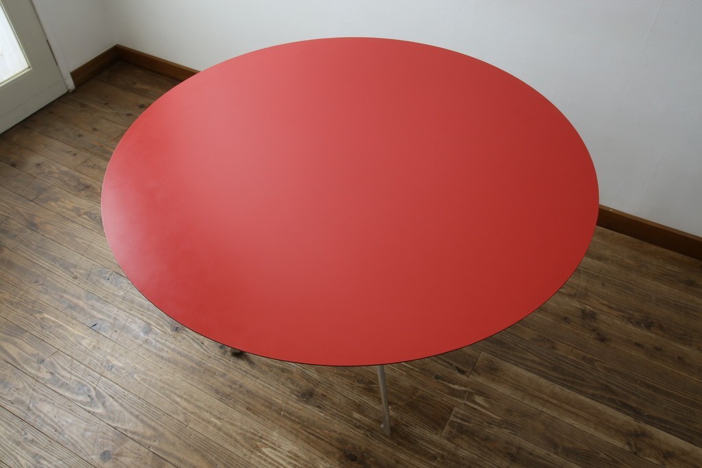 和製ビンテージ　ADAL(アダル)　レッドカラーがアクセント!放射状に伸びるレッグがオブジェのようなリンクテーブル　定価約20万円　(R-084434)