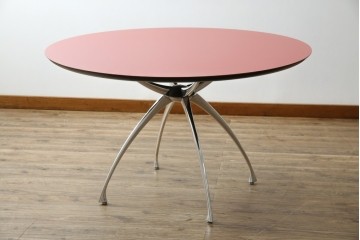 和製ビンテージ　ADAL(アダル)　レッドカラーがアクセント!放射状に伸びるレッグがオブジェのようなリンクテーブル　定価約20万円　(R-084434)