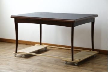 中古　美品　神戸洋家具　メープル不二屋　上品なカラーが高級感を醸し出すエクステンションテーブル　(R-084435)