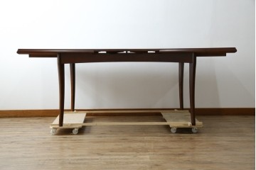 中古　美品　神戸洋家具　メープル不二屋　上品なカラーが高級感を醸し出すエクステンションテーブル　(R-084435)