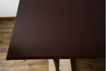 中古　美品　神戸洋家具　メープル不二屋　上品なカラーが高級感を醸し出すエクステンションテーブル　(R-084435)