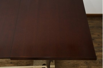 中古　美品　神戸洋家具　メープル不二屋　上品なカラーが高級感を醸し出すエクステンションテーブル　(R-084435)