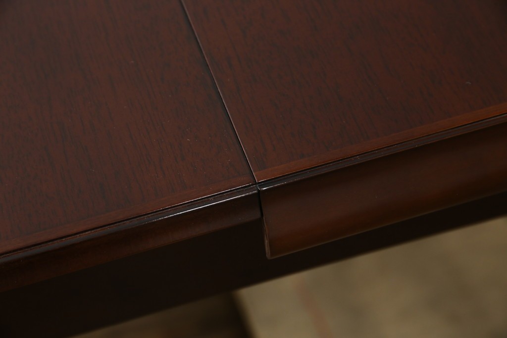 中古　美品　神戸洋家具　メープル不二屋　上品なカラーが高級感を醸し出すエクステンションテーブル　(R-084435)