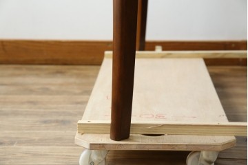 中古　美品　神戸洋家具　メープル不二屋　上品なカラーが高級感を醸し出すエクステンションテーブル　(R-084435)