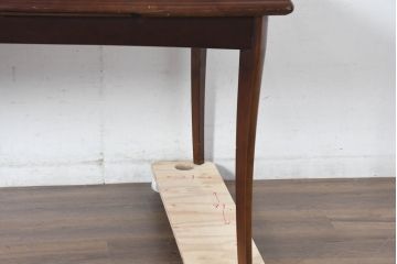 中古　美品　神戸洋家具　メープル不二屋　上品なカラーが高級感を醸し出すエクステンションテーブル(ダイニングテーブル、拡張式テーブル、伸長式、食卓、4人掛け、6人掛け、8人掛け、4人用、6人用、8人用)(R-084435)
